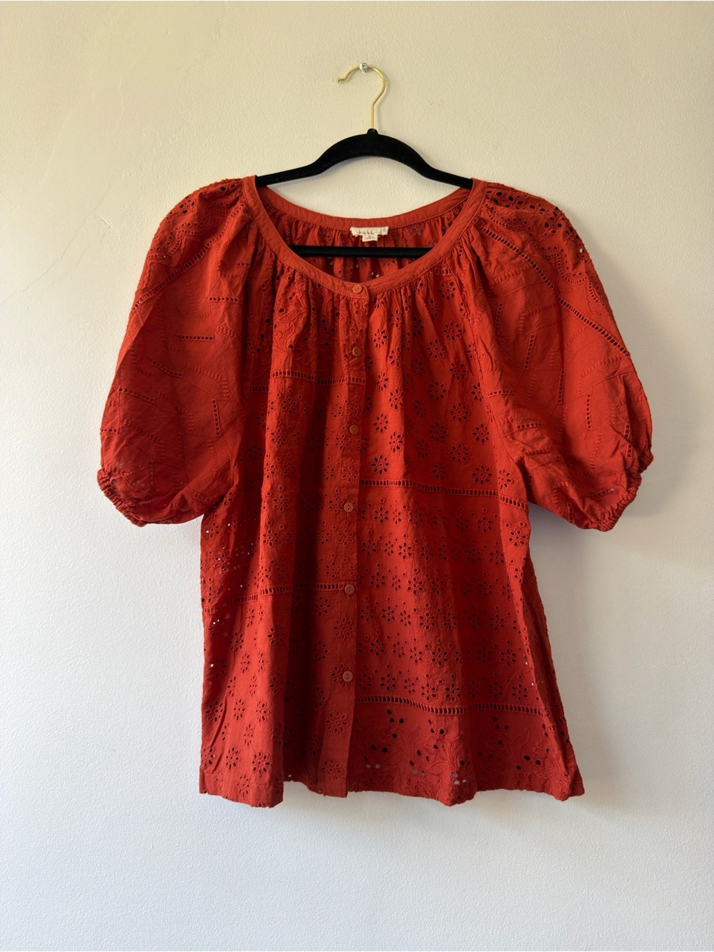 Women’s Eyelet Button-Front Top in Rust